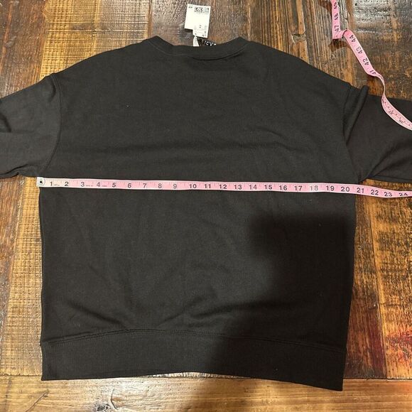 Divided H&M Disney Sweater Size Medium M Mickey Mouse Embroidered Black & White - Picture 3 of 5